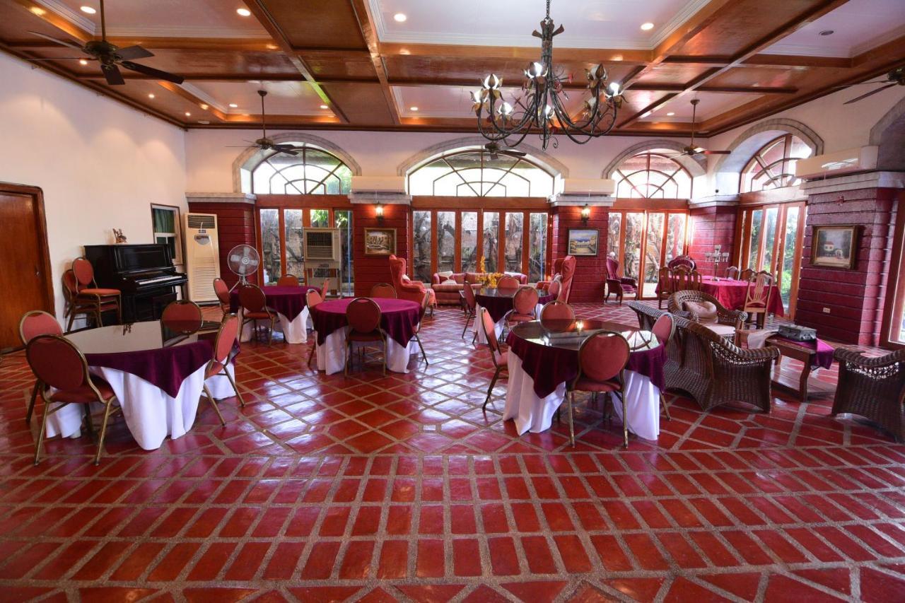 Ang Tahanan Ni Aling Meding Hotel And Restaurant San Pablo Exterior foto